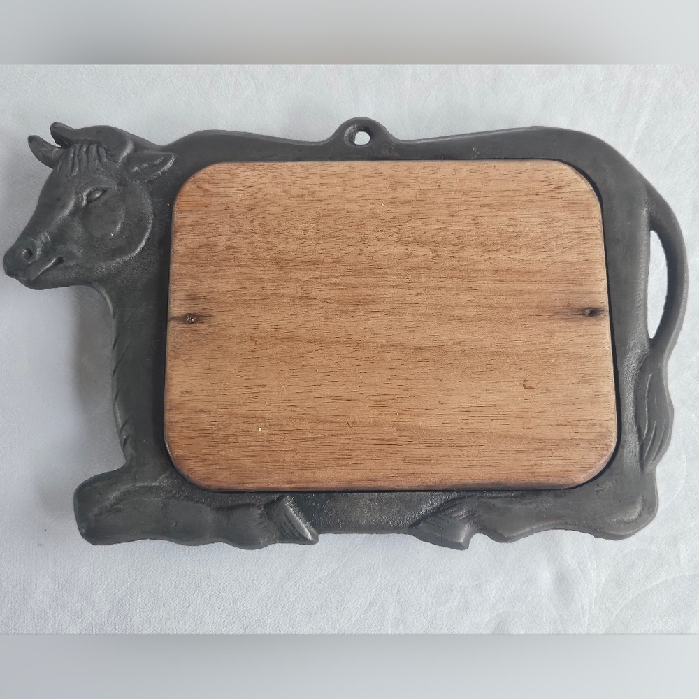 Wales Bull Vtg Trivet Japan Cast Iron & Wood Hot Plate Kitchen Decor Cow Country
